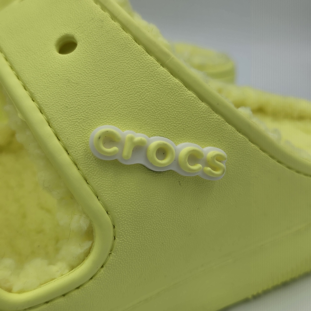 CROCS Classic Cozy Sandals, Bright Yellow, Faux Fur, SOFT! Men's 10/Women's 12 - Picture 5 of 12
